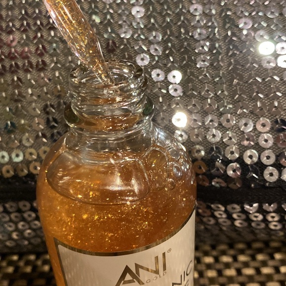 Ani Gold HA VIT E Instant Hydrating Serum New Not Returnable - Picture 6 of 8